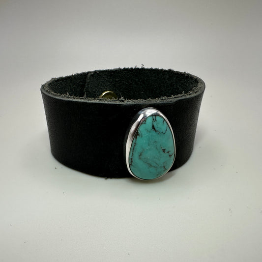 Kingman Turquoise Leather Bracelet